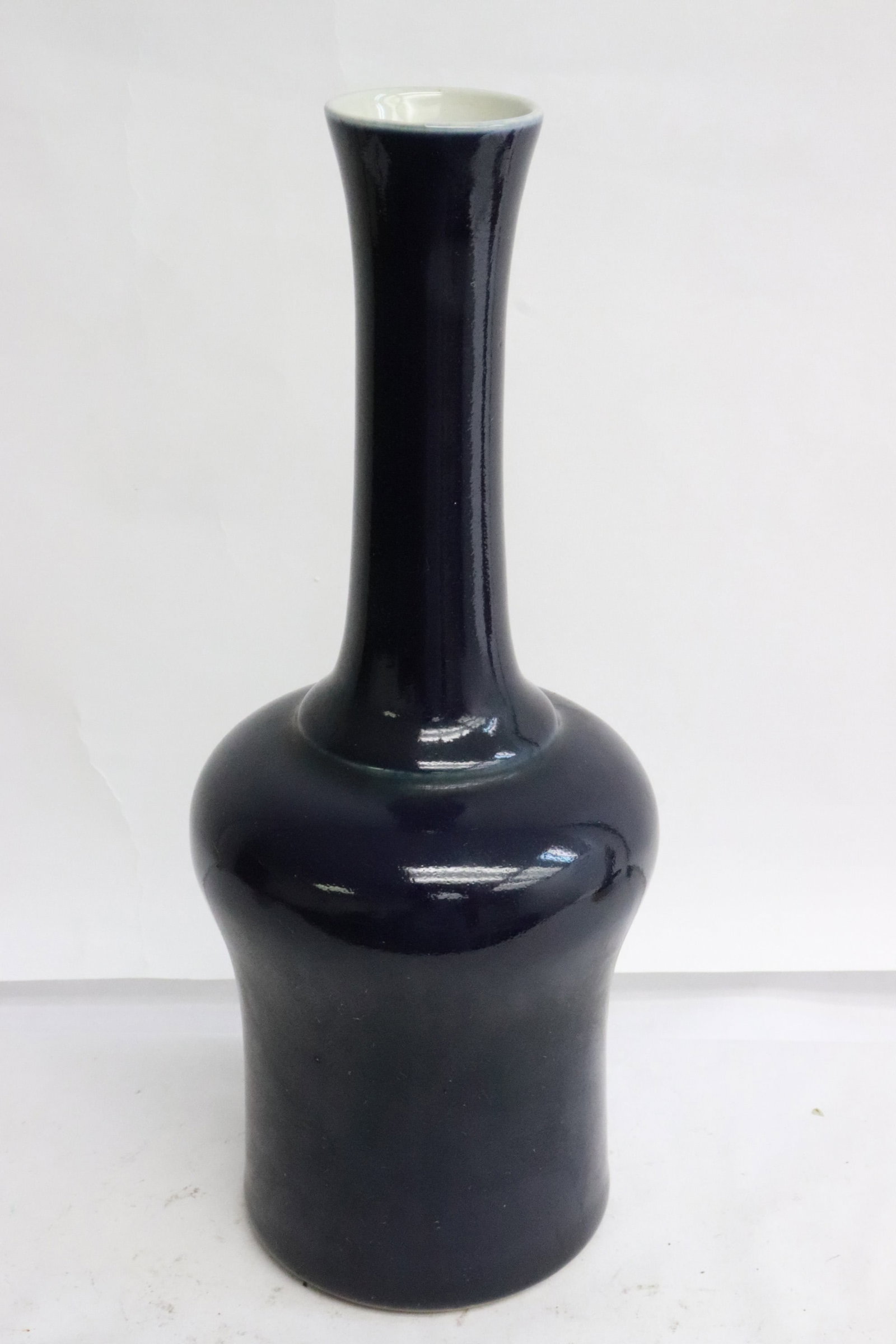 Chinese blue glazed porcelain vase: Chinese blue glazed porcelain vase, 11.3"x4.6"dia