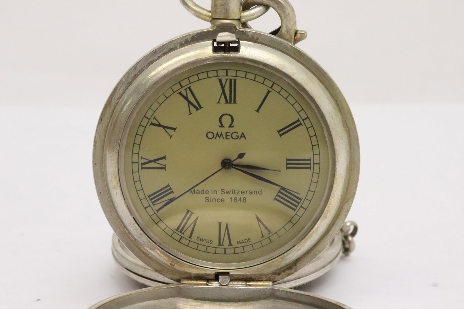 A pocket watch - 4