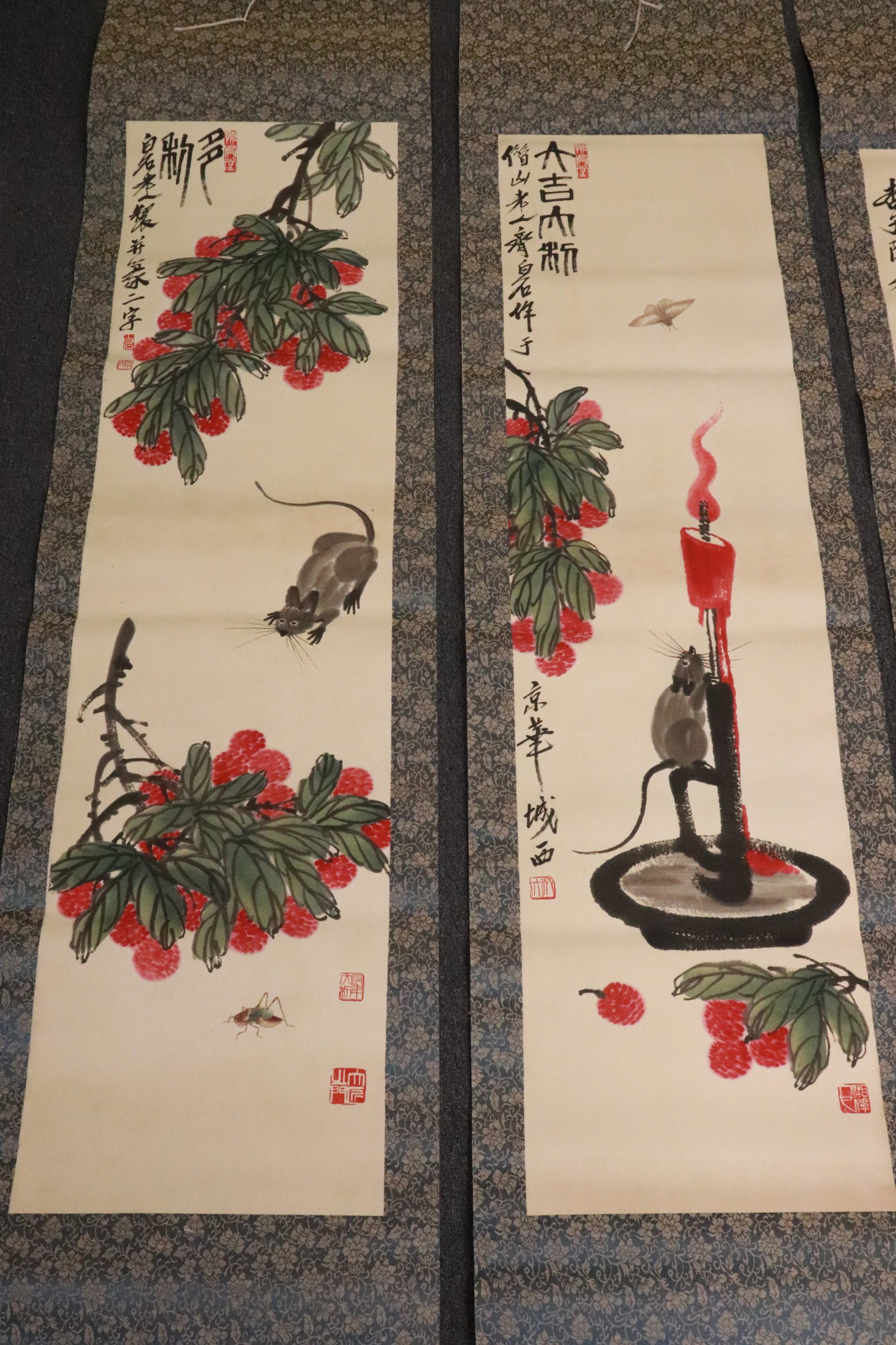 4 Chinese prints scrolls - 2