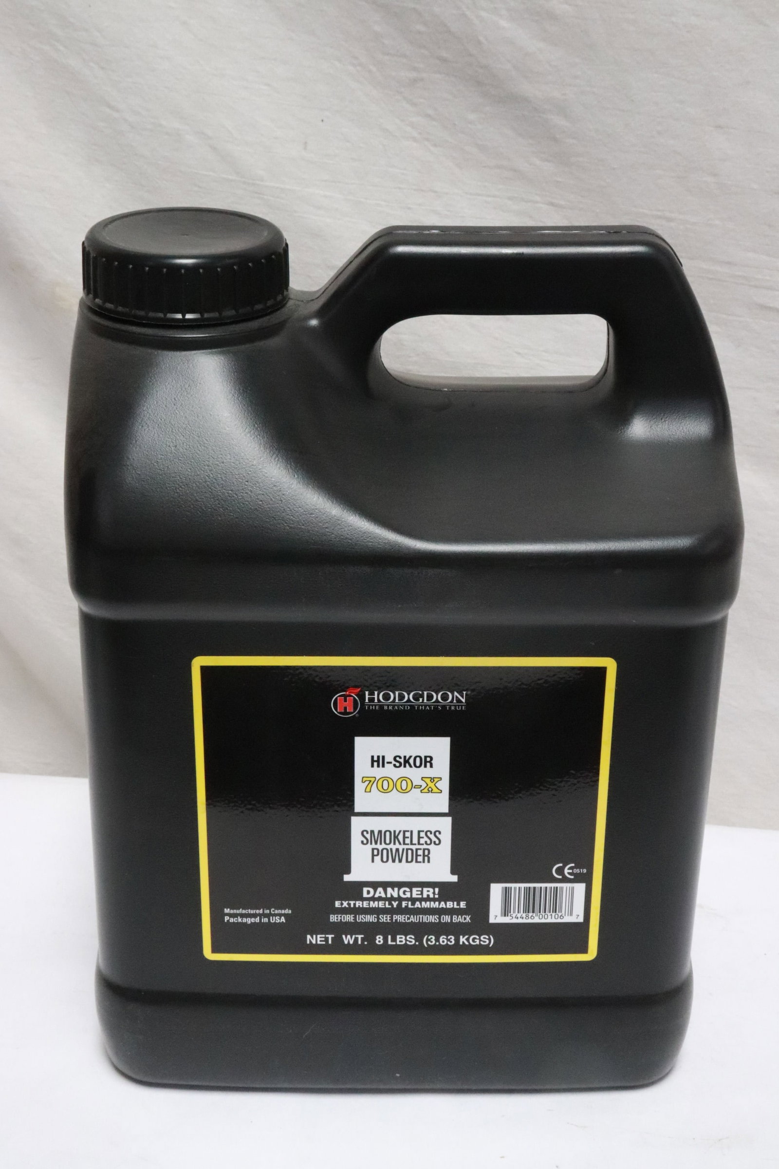 Hodgdon 8 LBs Hi-Skor, 700-X smokeless powder bottle: Hodgdon 8 LBs Hi-Skor, 700-X smokeless powder bottle, NO shipping for this lot, local pickup only