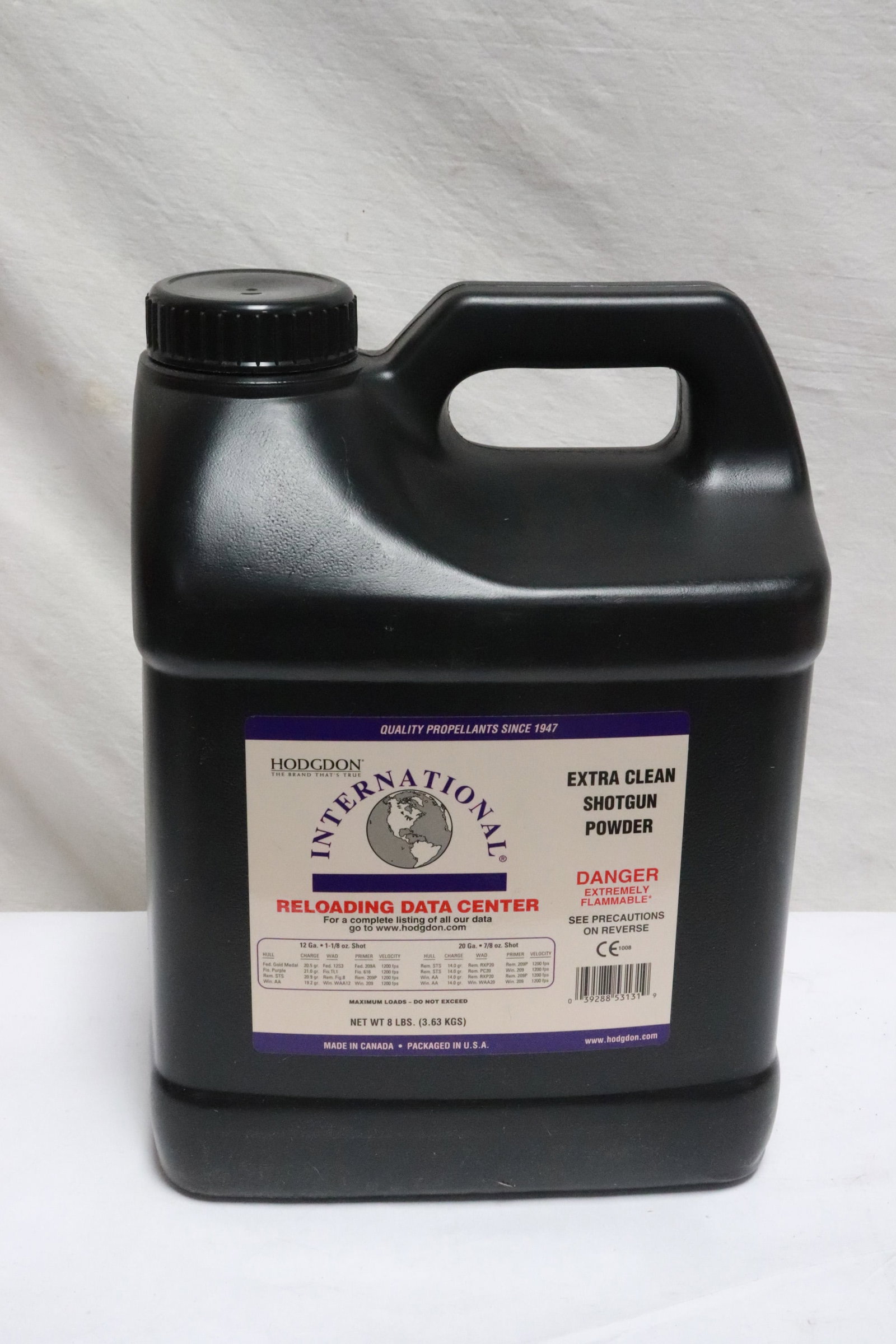 Hodgdon 8 LBs extra clean shotgun/ handgun powder bottle: Hodgdon 8 LBs extra clean shotgun/ handgun powder bottle, NO shipping for this lot, local pickup only