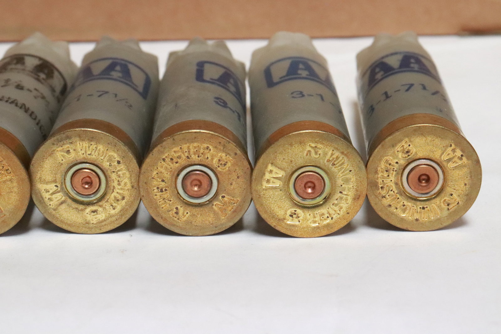 Approx. 450 12 gauge shotgun empty shells - 6