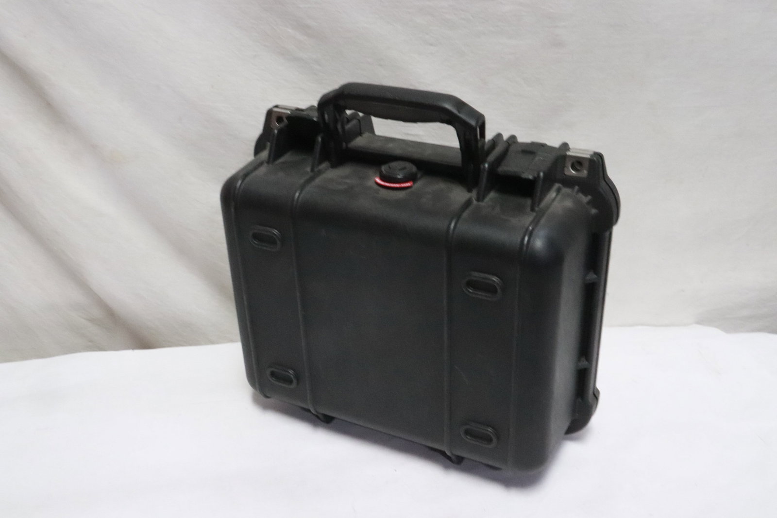 2 hard case gun storage cases - 6
