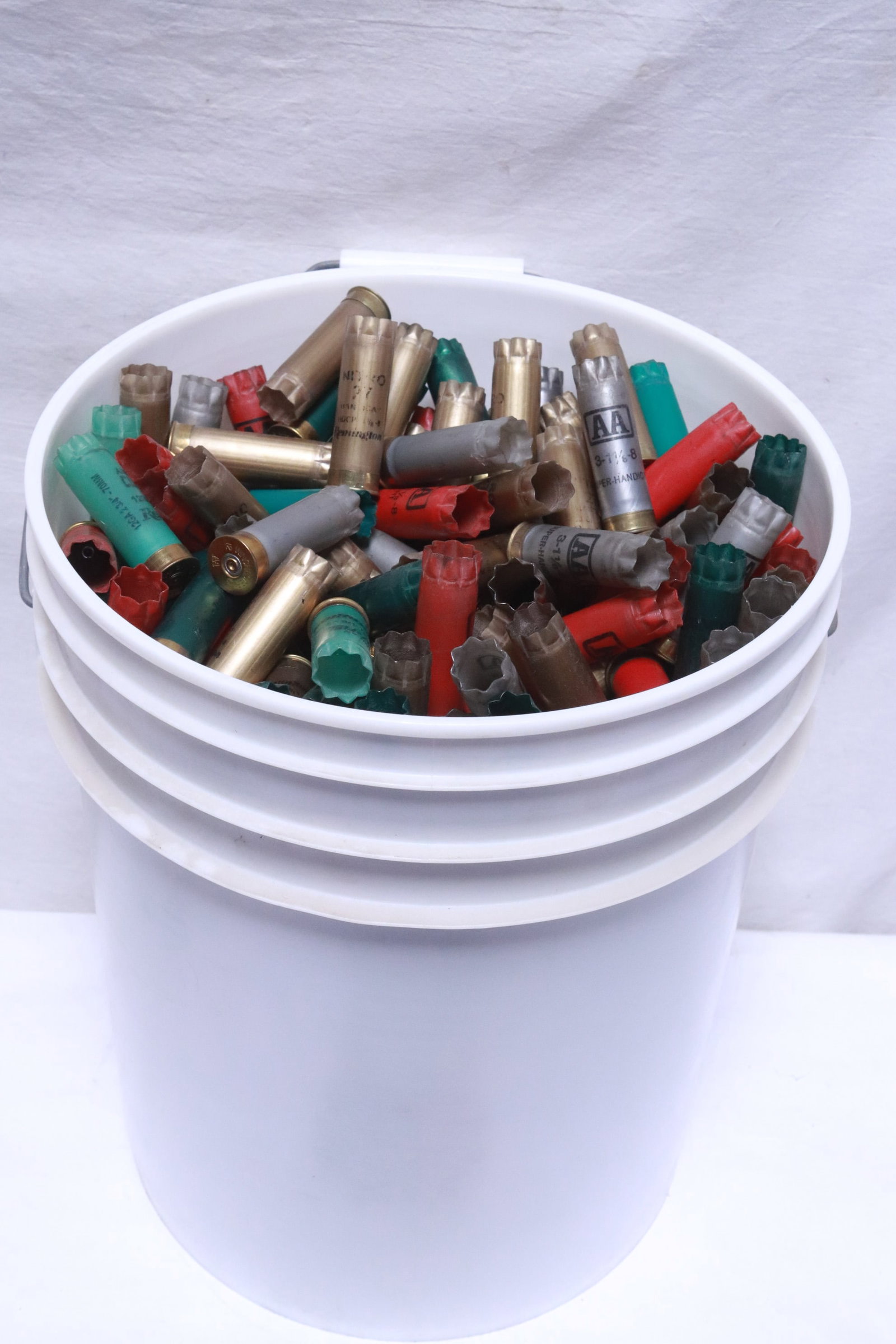 Approx. 500 empty shotgun shells - 2