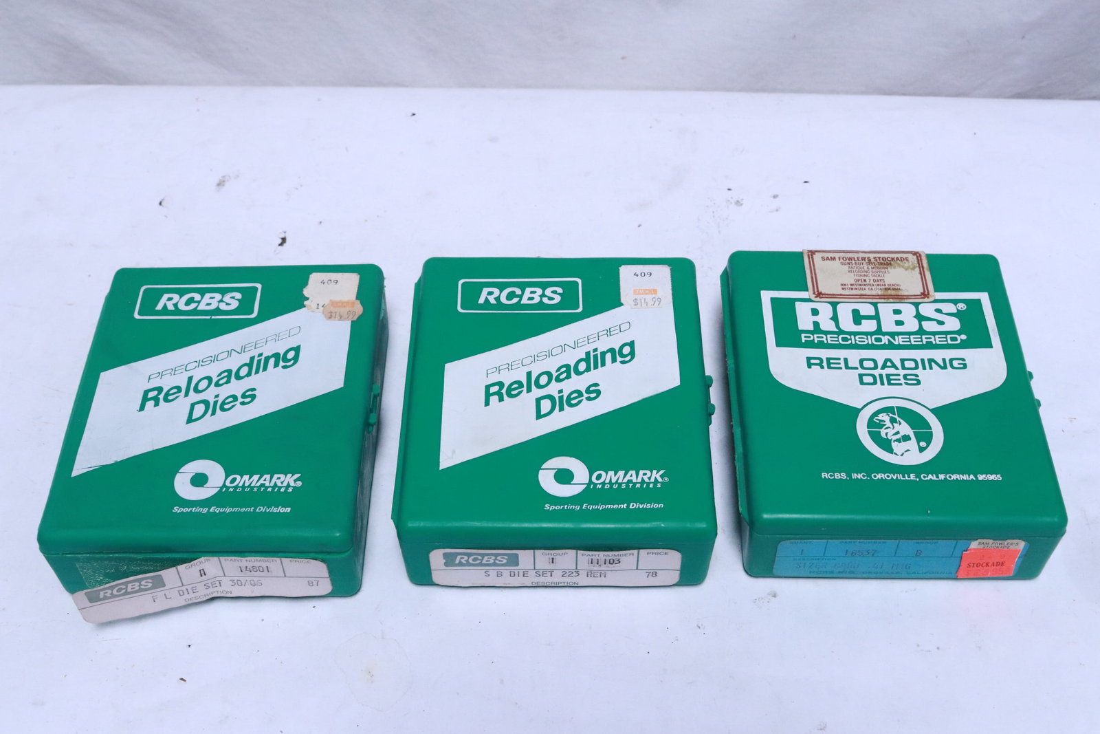 3 reloading dies: 3 reloading dies, (box:5.3"x4.7"x1.6" ea)