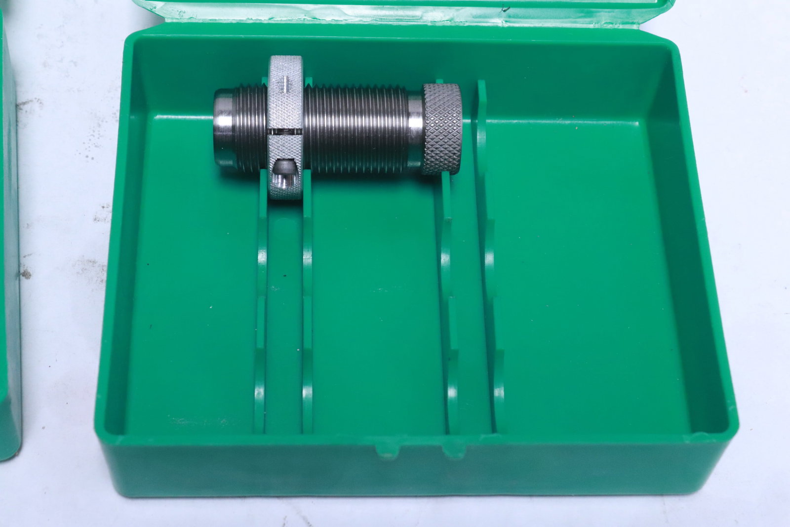 3 reloading dies - 6