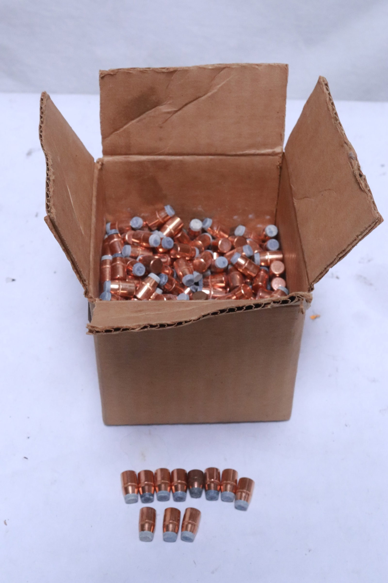 Large lot of bullet heads, approx. 450 pieces: Large lot of bullet heads, approx. 450 pieces
