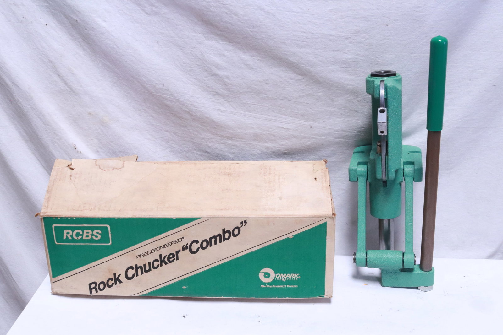 RCBS Chucker combo single stage reloading press (1 of 6)