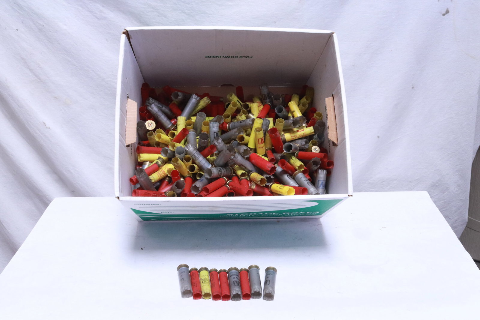 Approx. 500 empty shotgun shells: Approx. 500 empty shotgun shells