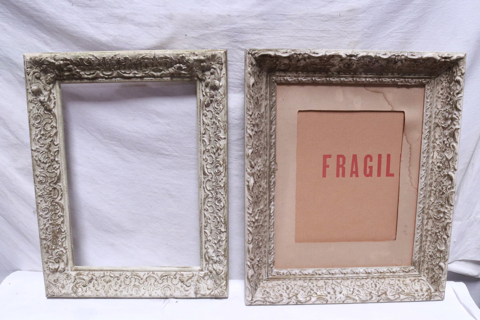 8 painting frames - 2