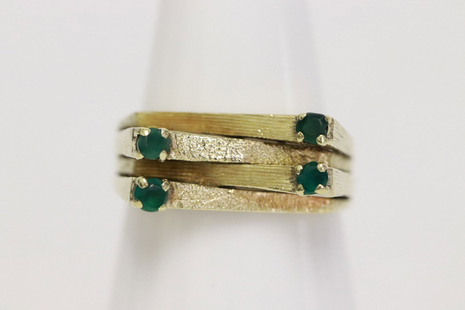 14K Y/G ring with green stones: 14K Y/G ring with green stones, wt. 6.0gm, size 6