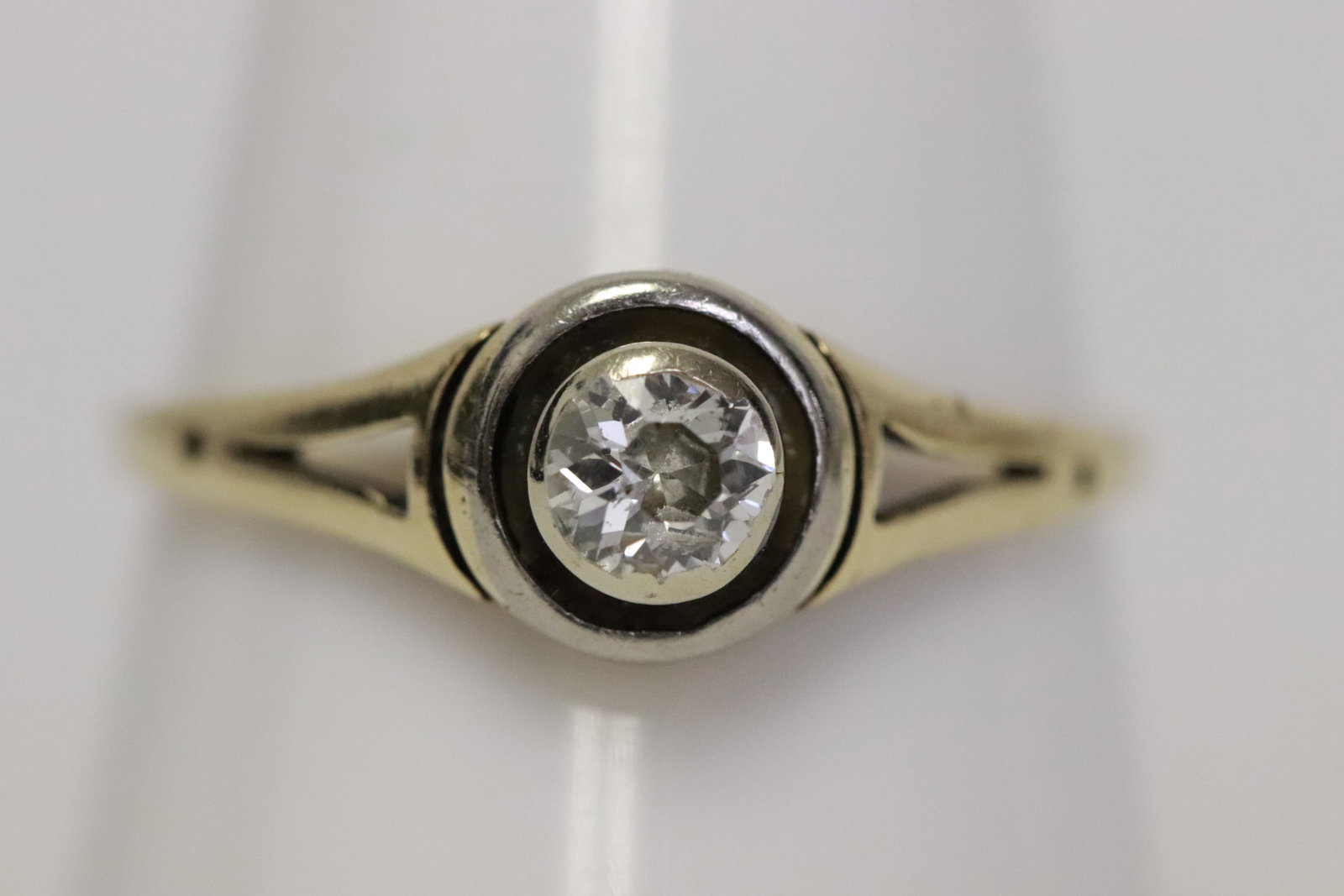 14K Y/G diamond ring - 2