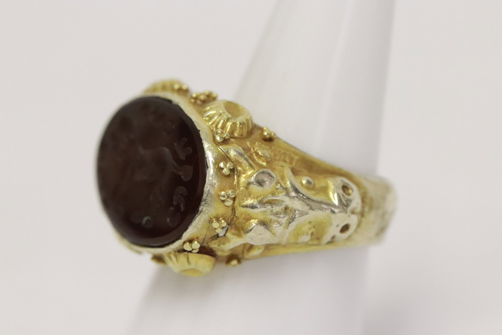 Antique ring - 2