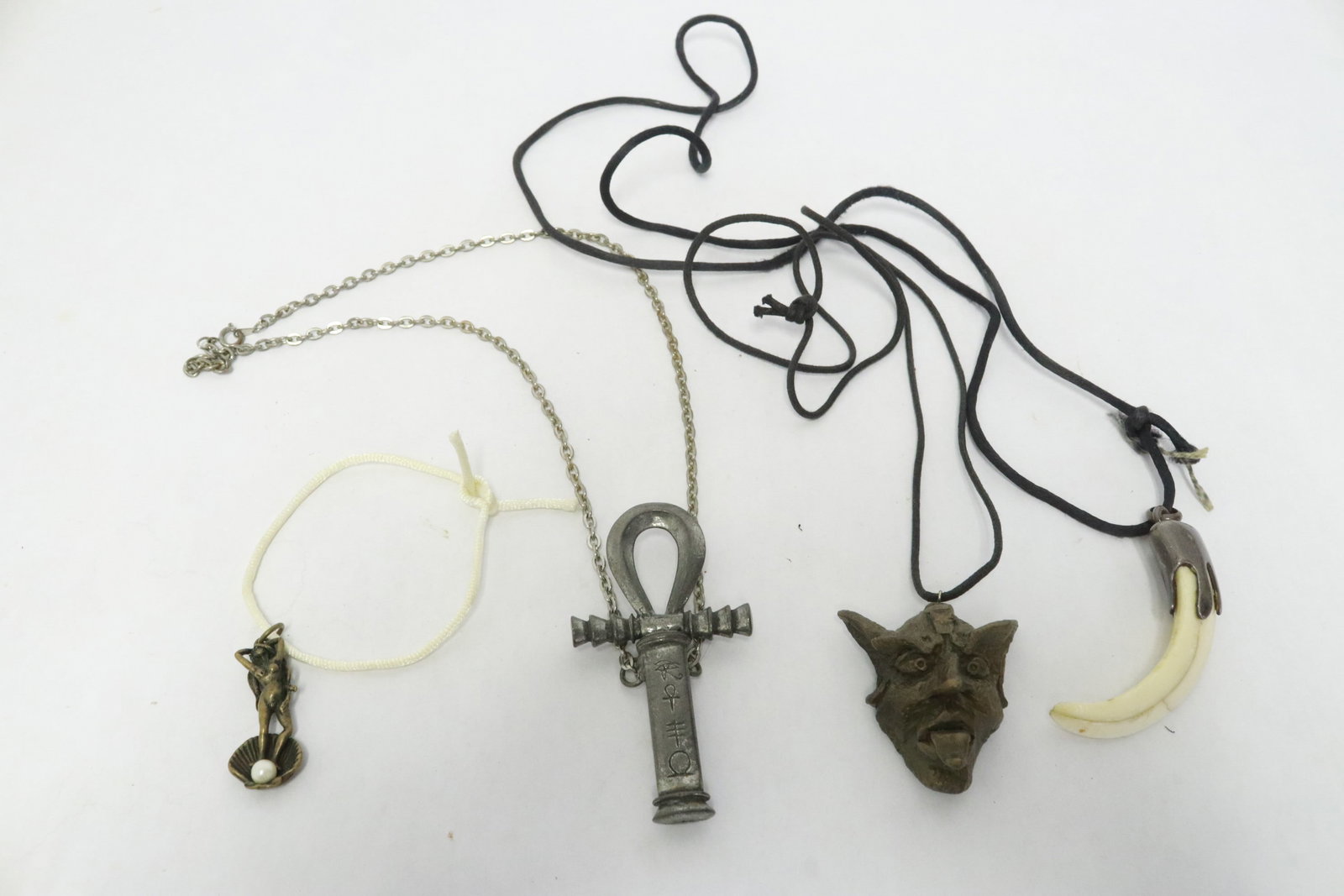 3 necklaces, and one bracelet (1 of 9)