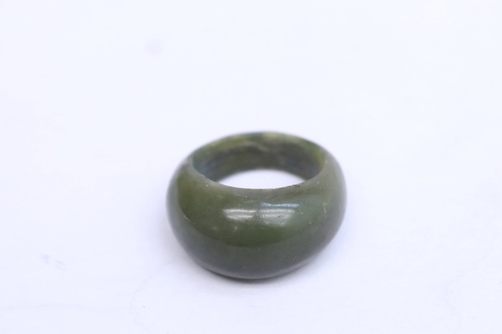 2 Chinese spinach jade bangles, and a bangle ring - 5