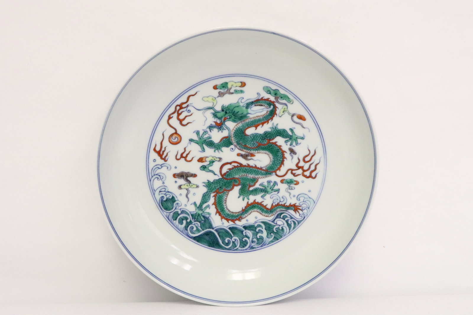 Chinese doucai porcelain plate (1 of 10)