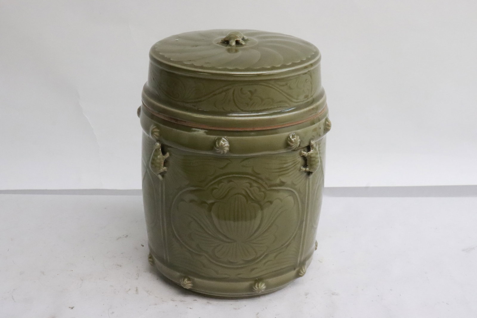 A celadon covered censer: A celadon covered censer, 6.9"x5.6"dia