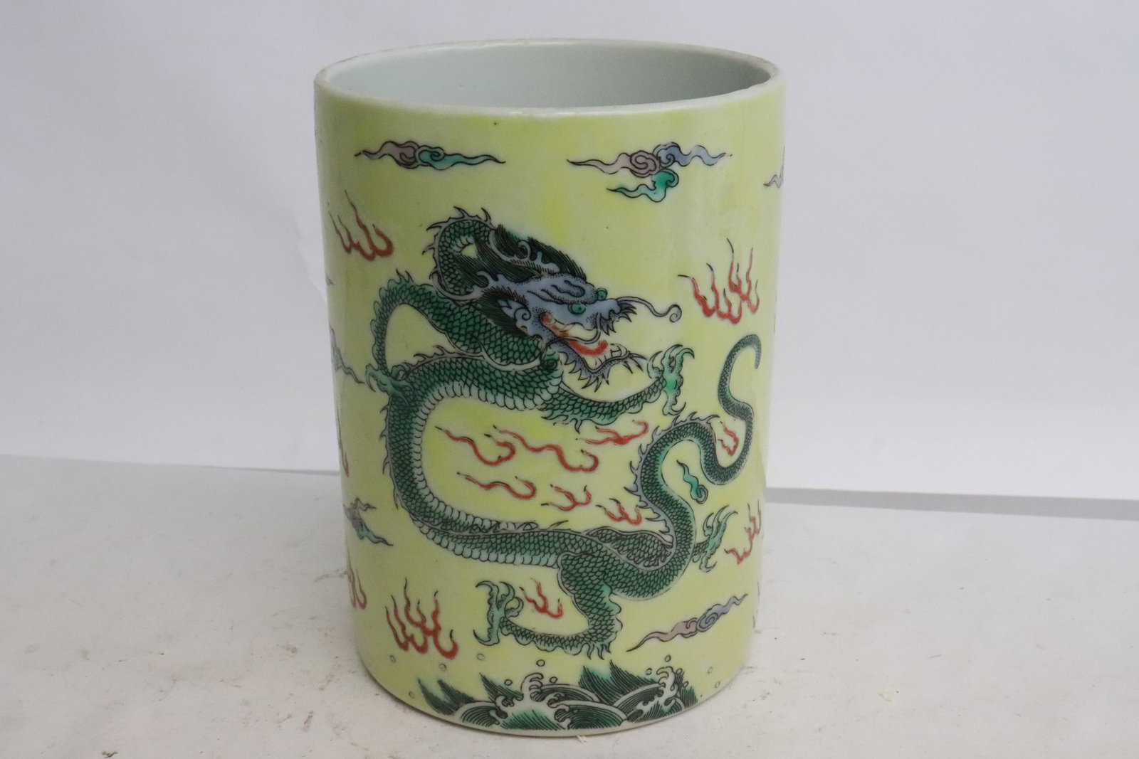 Chinese famille rose porcelain brush holder (1 of 5)