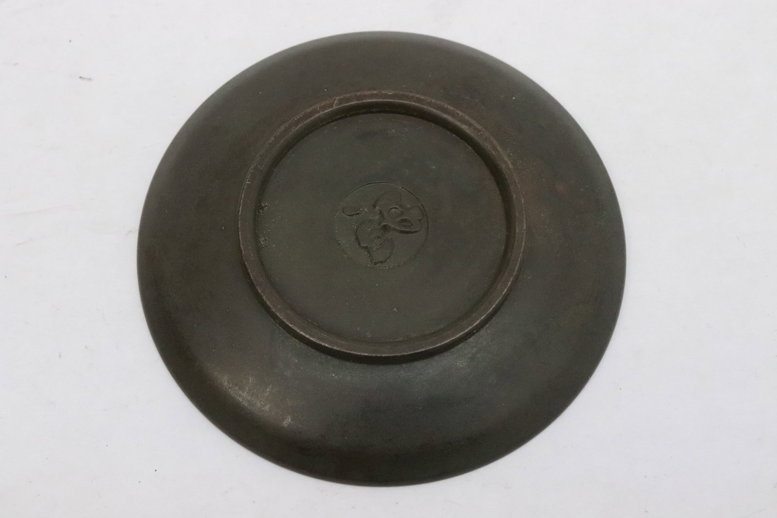 2 bronze plates - 5