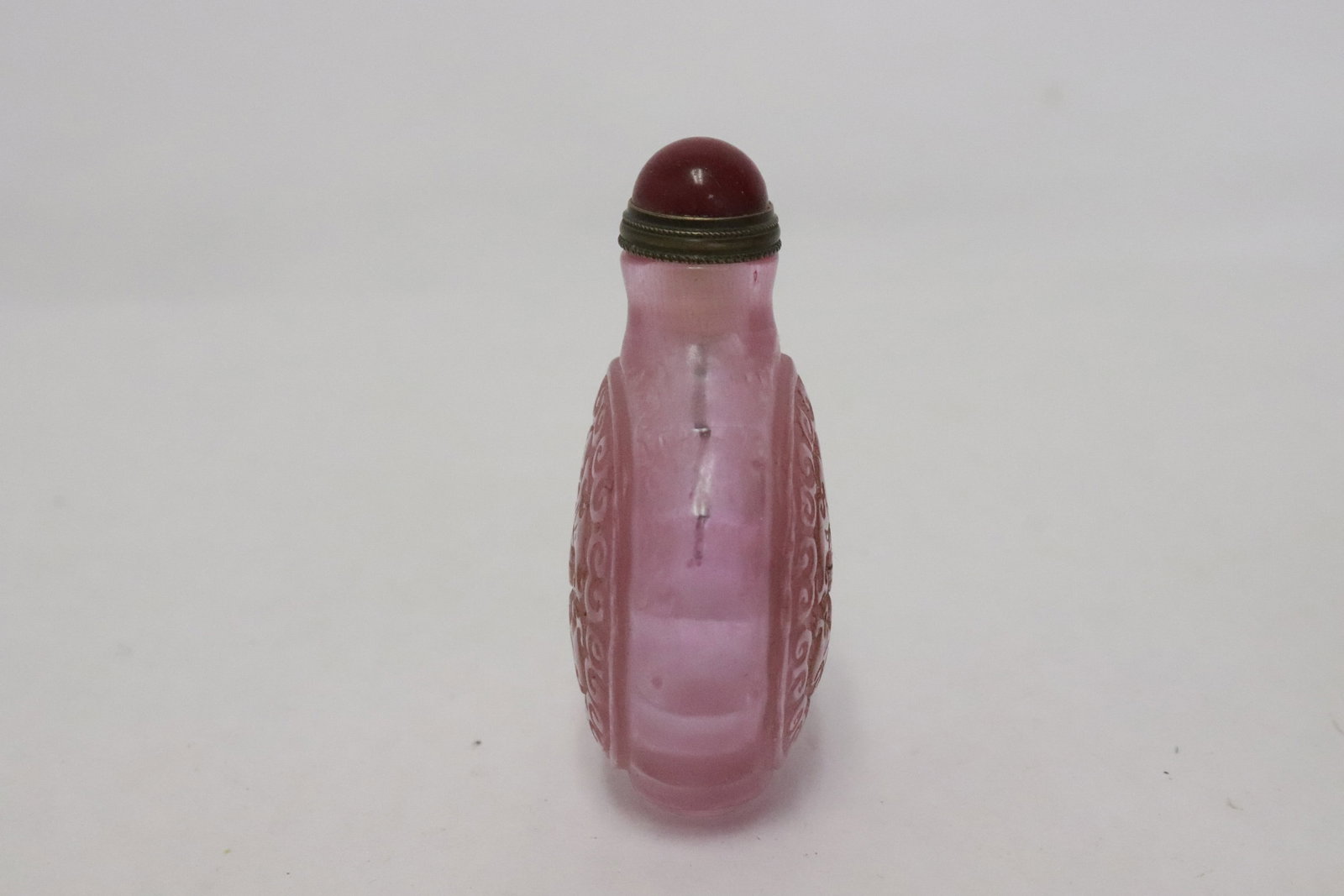 2 snuff bottles - 3