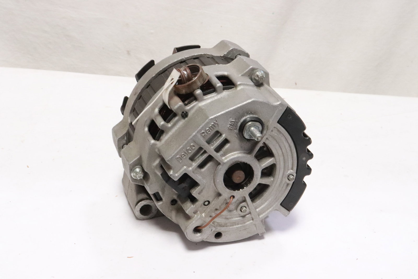 Delco Remy motor: Delco Remy motor, appear to be new, 5.2"x6.7"x6.5"