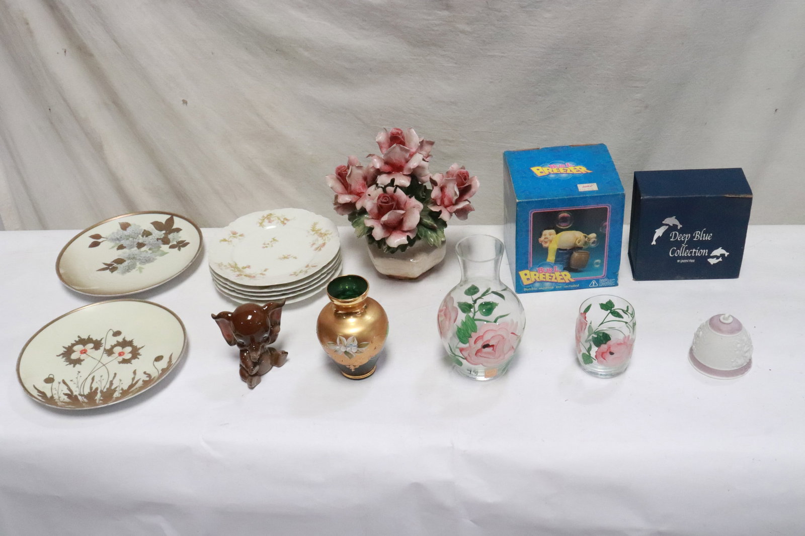Lot of misc. porcelain and glasses (1 of 7)