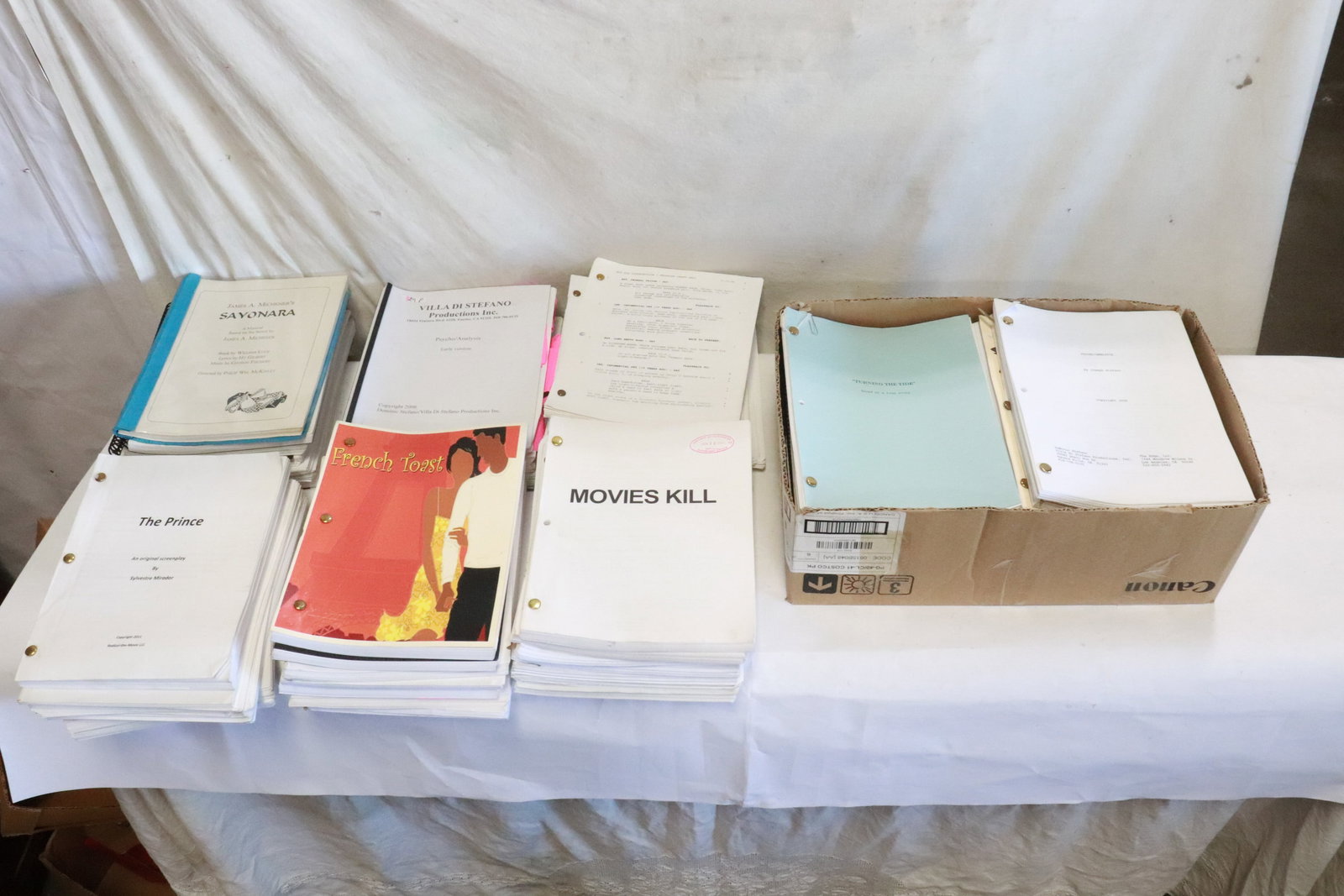 Large lot of movie scripts, total approx. 60 pieces (1 of 8)