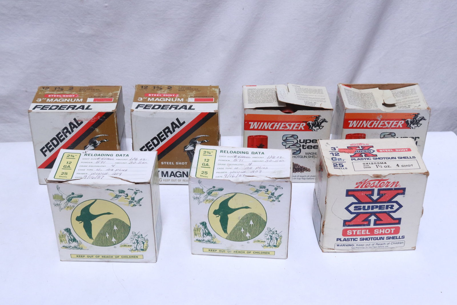 Approx. 145 round gauge 12 gun shells (1 of 9)