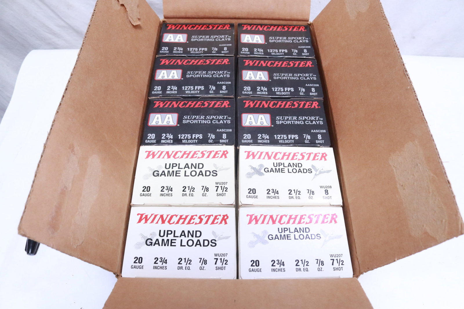 Winchester gauge 20 shotgun shells: Winchester gauge 20 shotgun shells, total 250 rounds, NO shipping on this lot, local pickup only