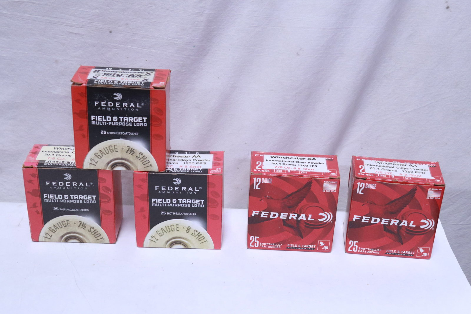 5 boxes Federal gauge 12 shotgun shells: 5 boxes Federal gauge 12 shotgun shells, total 125 rounds, NO shipping on this lot, local pickup only