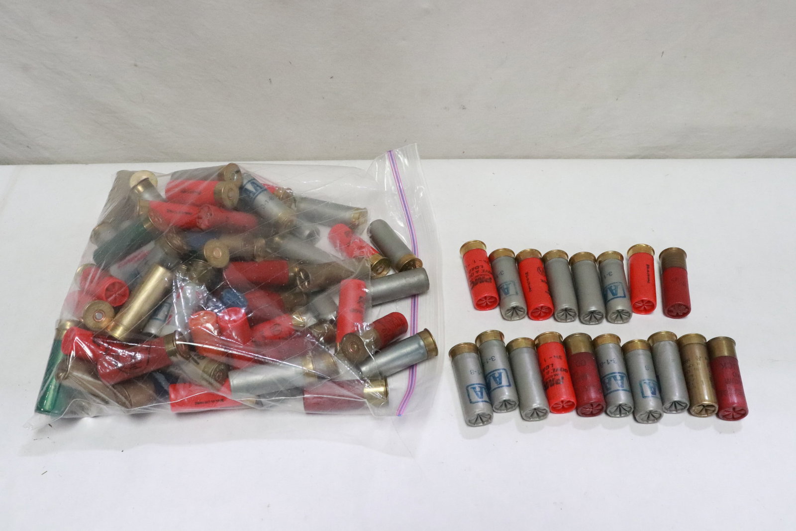Approx. 93 round gauge 12 shotgun shells: Approx. 93 round gauge 12 shotgun shells, NO shipping on this lot, local pickup only