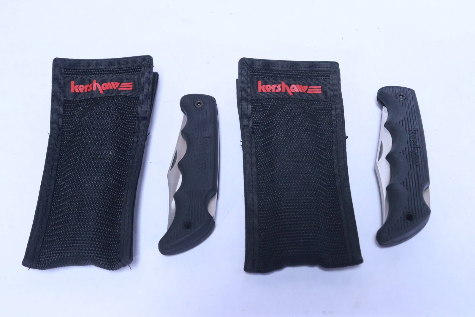 2 Kershaw Black Horse II 1060A folding knives: 2 Kershaw Black Horse II 1060A folding knives (8.7"L ea), new in sleeve