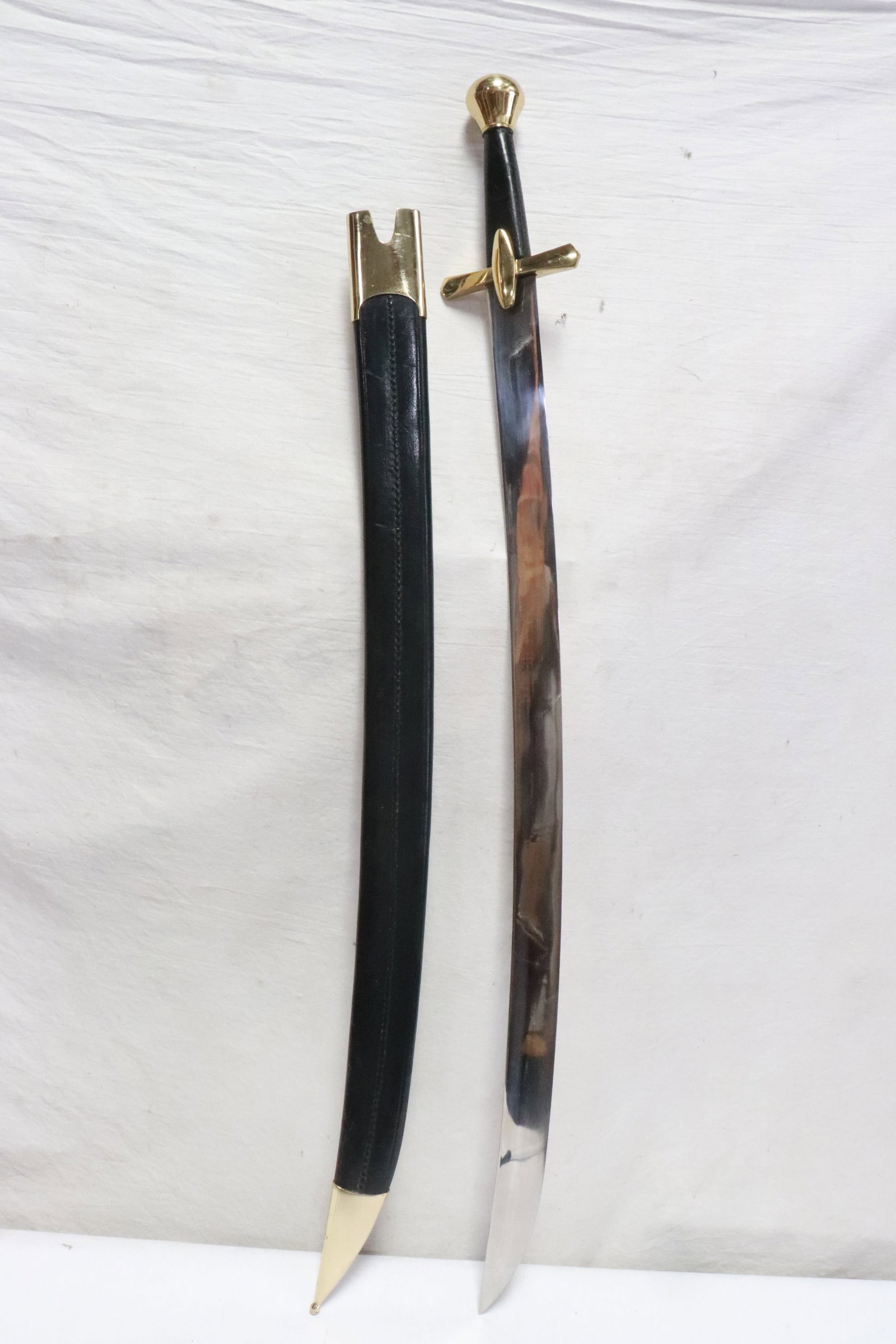 A decorative sword (1 of 7)