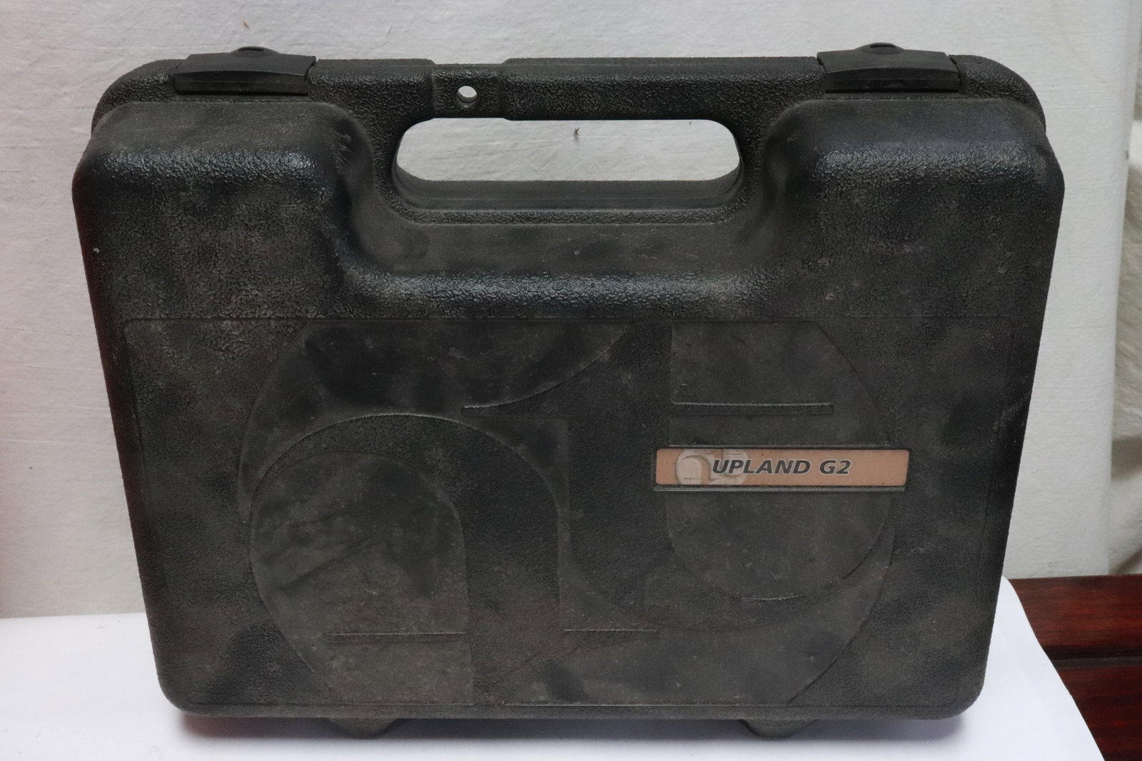 4 hard plastic cases - 2