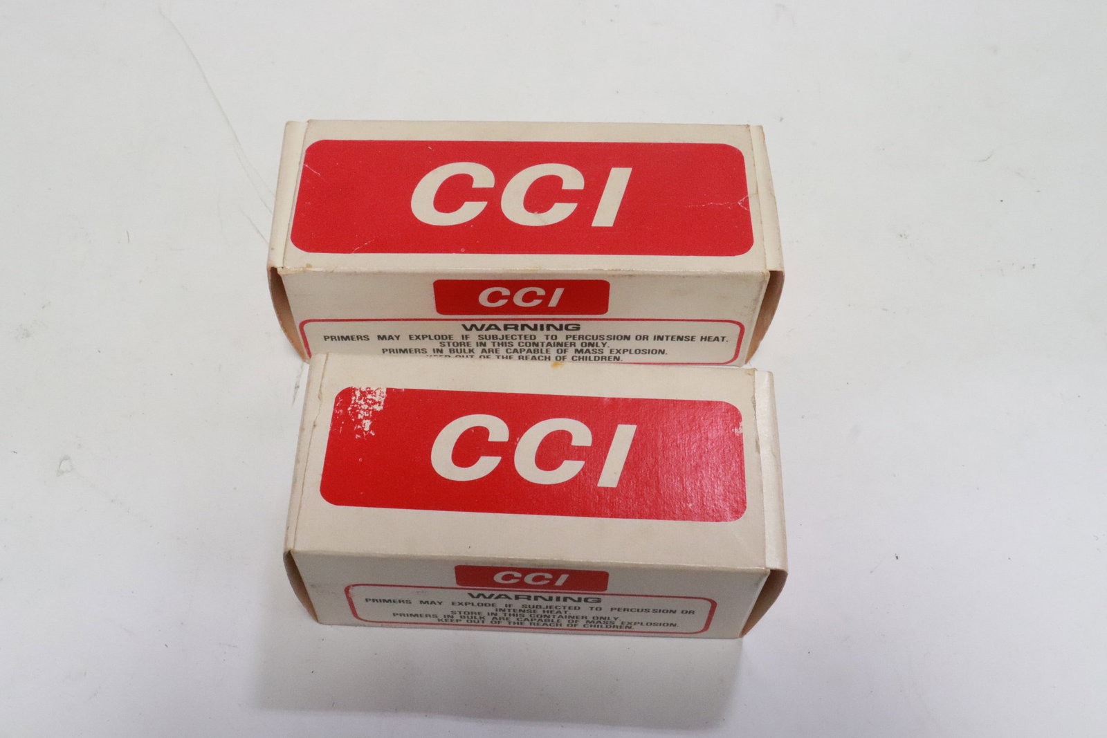 lot of pistol magnum primers: CCI 350 large pistol magnum primers (700pc), and CCI 550 small pistol magnum primers (1000pc), NO shipping on this lot, local pickup only