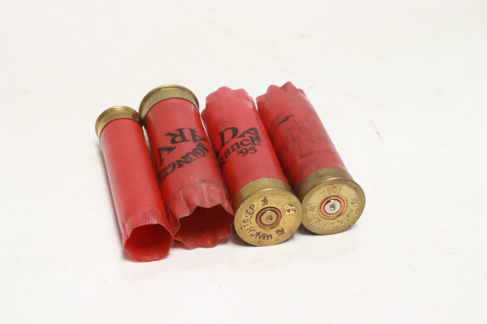 Over 1100 empty shotgun shells - 4