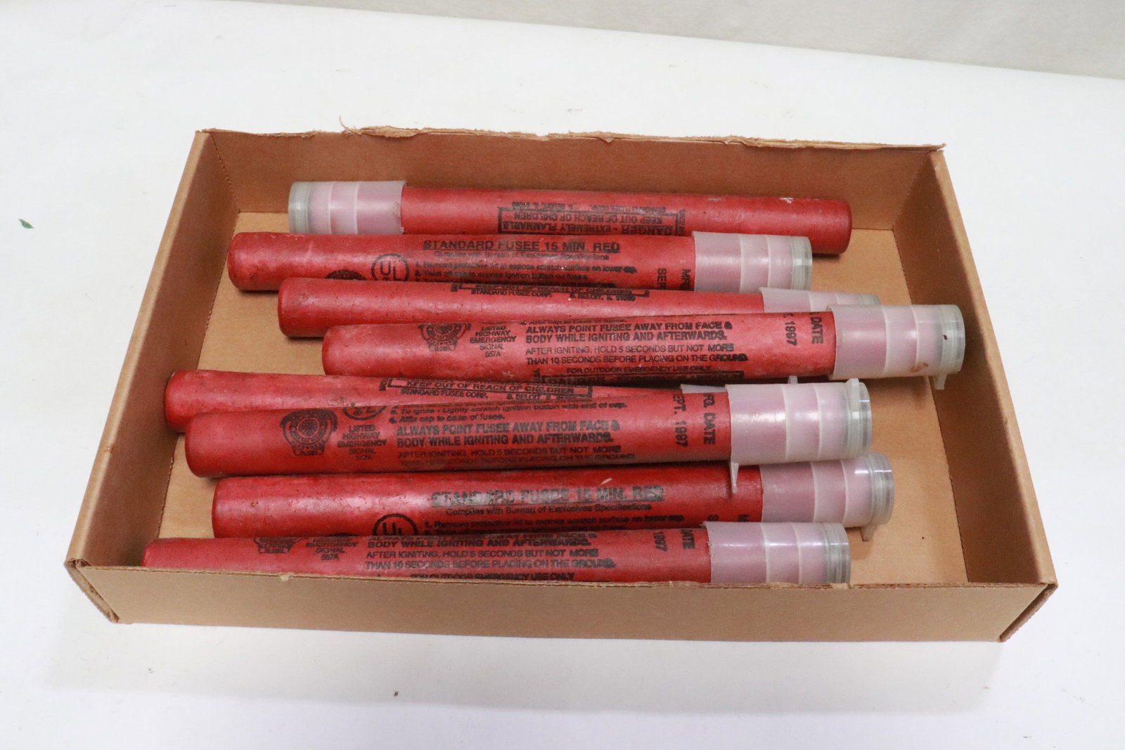 8 emergency 15-minute red flares: 8 emergency 15-minute red flares, 9.5"L ea