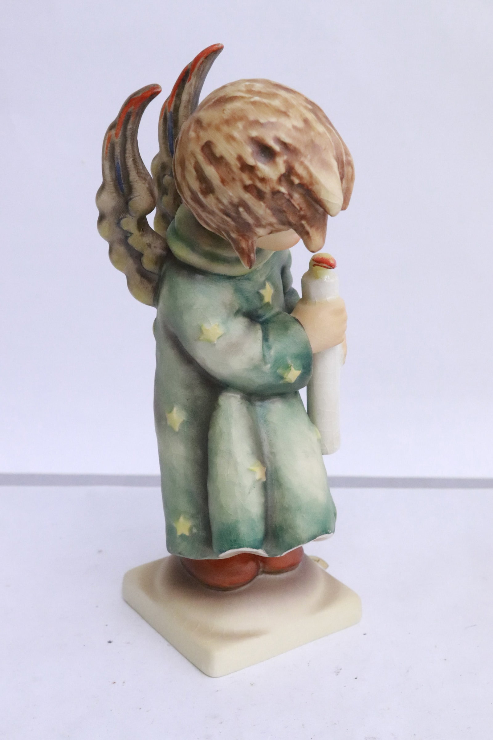 2 large Hummel figurines - 4