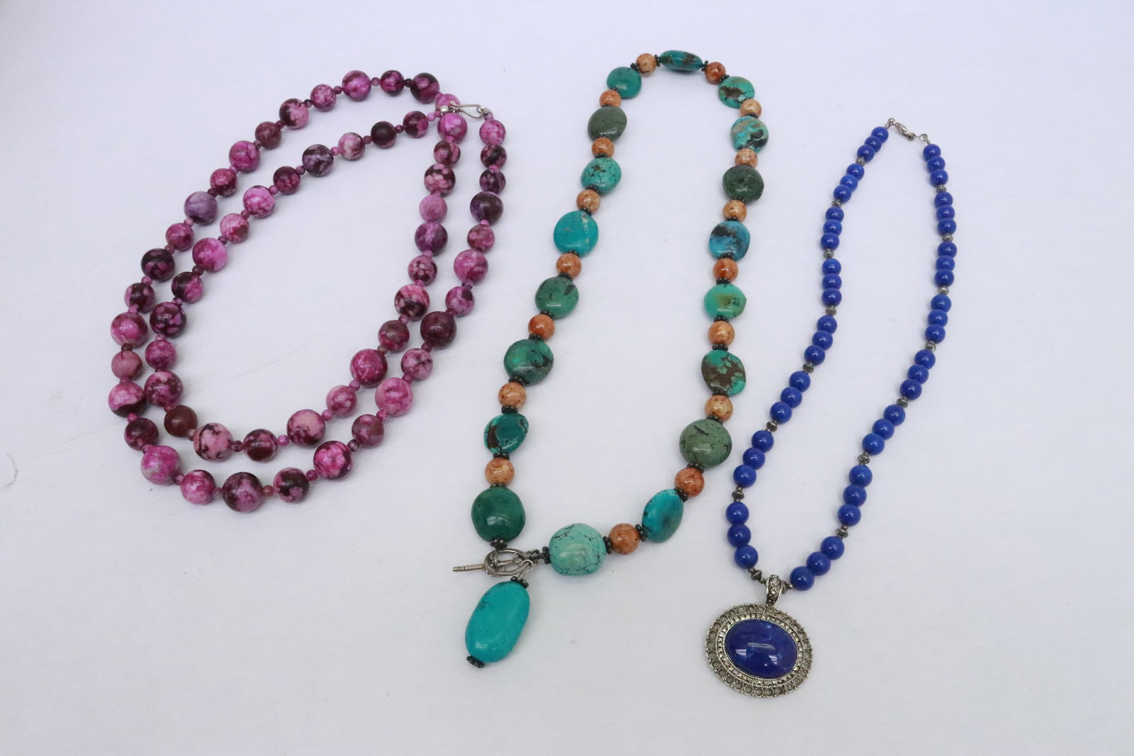 3 semi-precious stone necklaces (1 of 10)