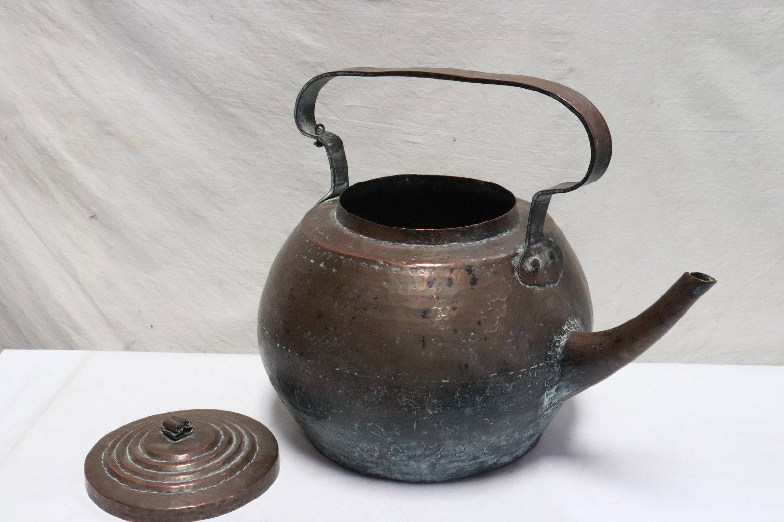 A massive copper teapot - 4