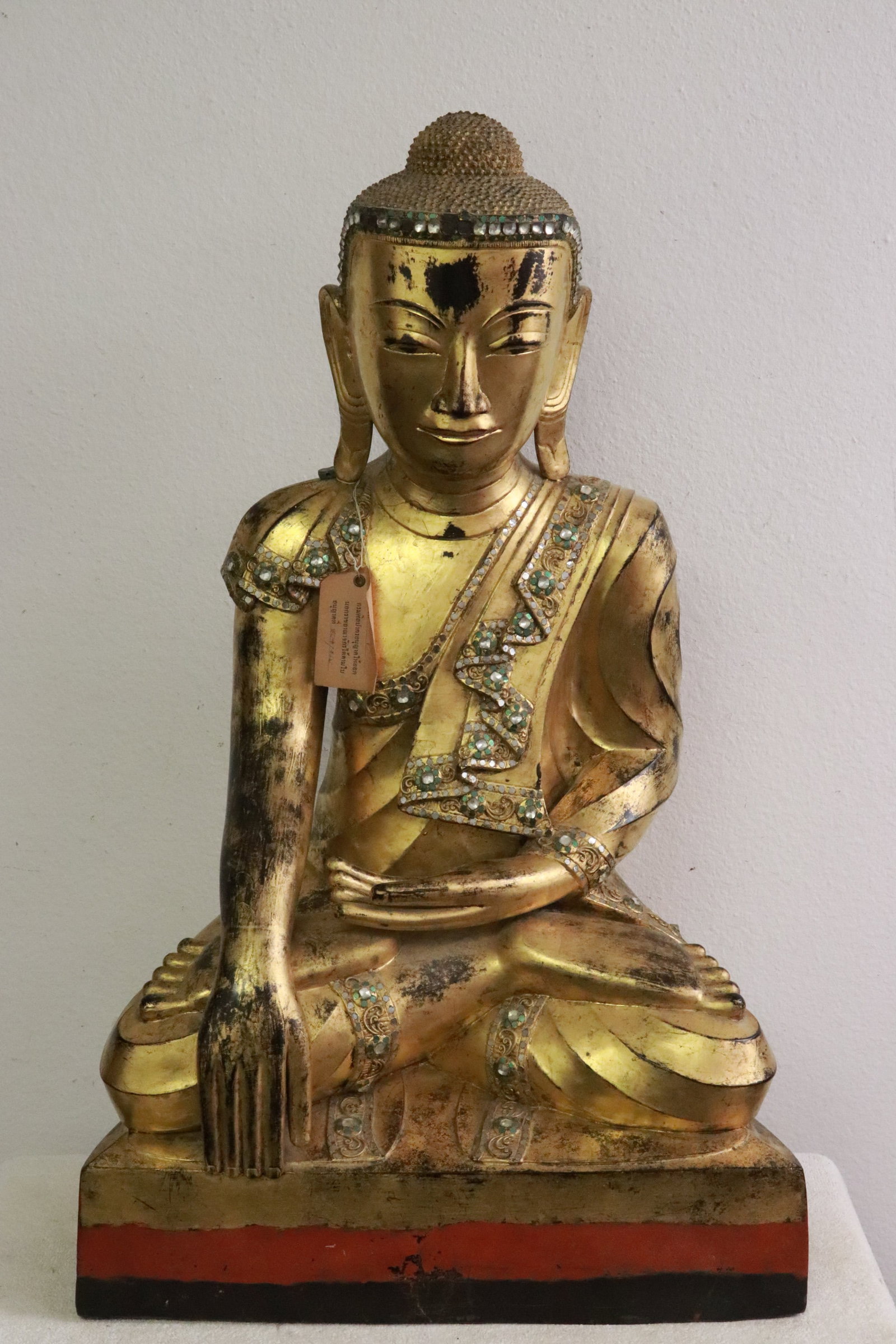 large 17th/18th c. Thai gilt lacquer statue of deity w/ cerificate: A highly important large 17th/18th century Thai gilt lacquer statue of deity, partial gilting fade, it comes with the tag to certify that it was permitted to leave by the Fine Art Department of