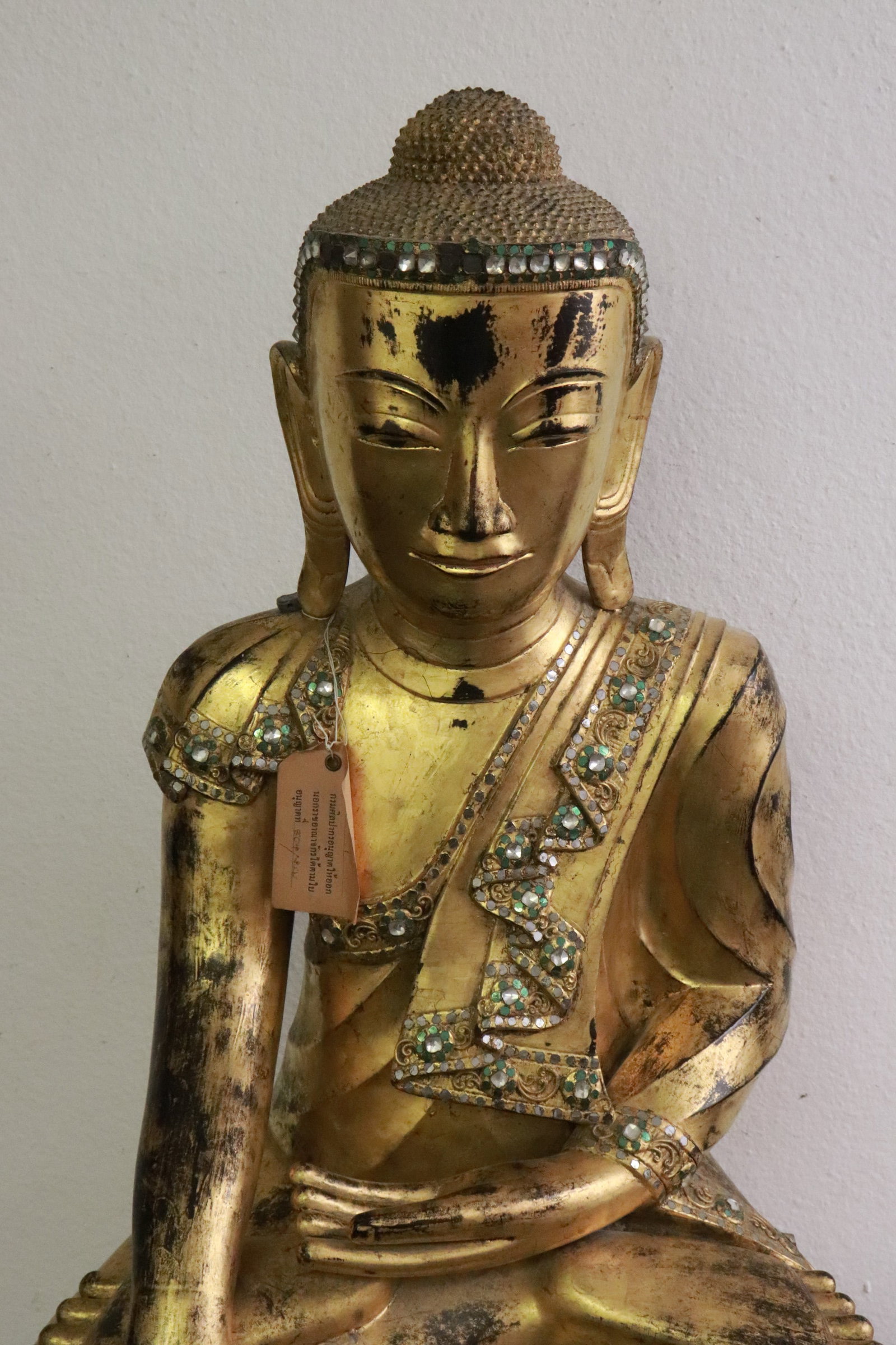 large 17th/18th c. Thai gilt lacquer statue of deity w/ cerificate - 3