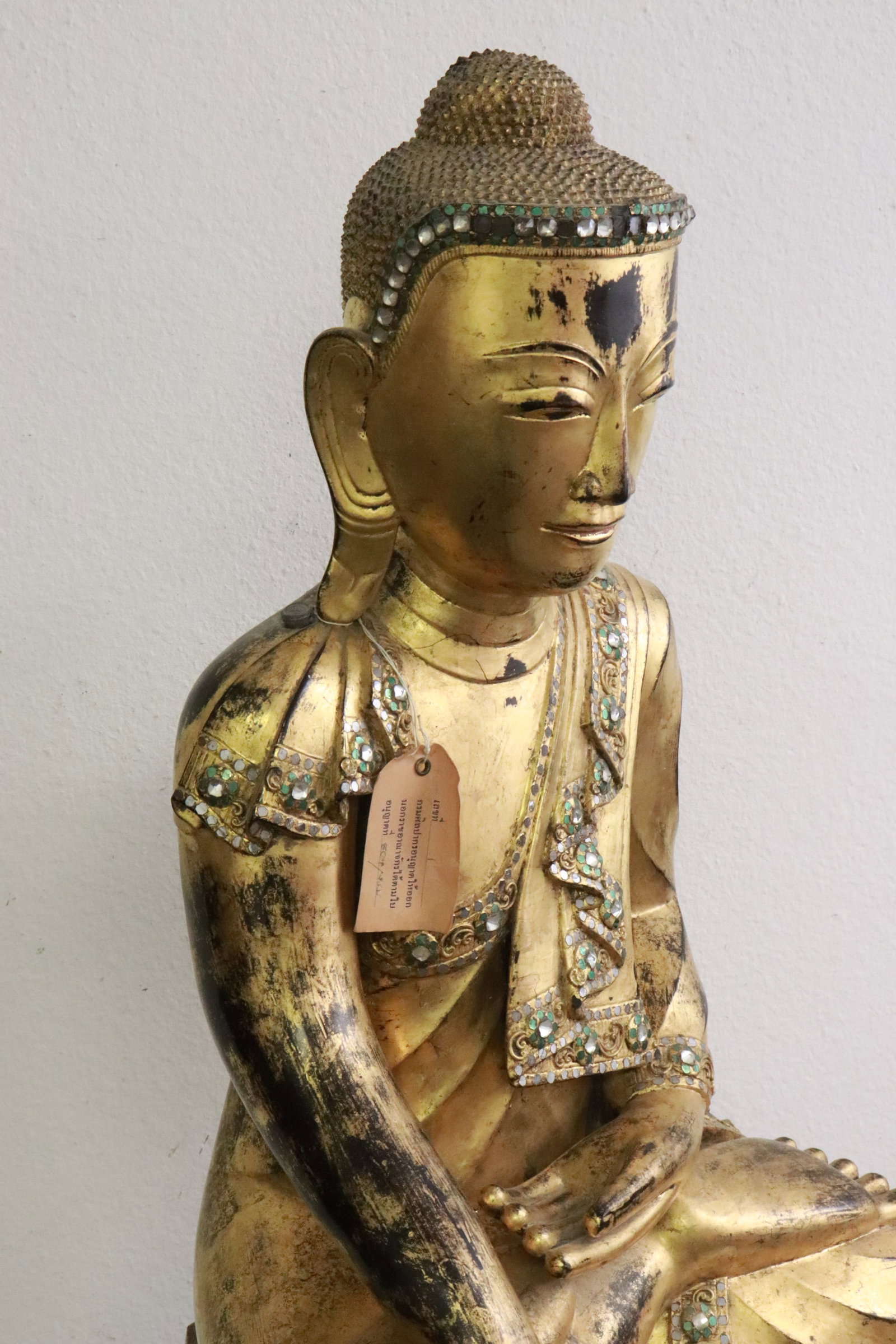 large 17th/18th c. Thai gilt lacquer statue of deity w/ cerificate - 8