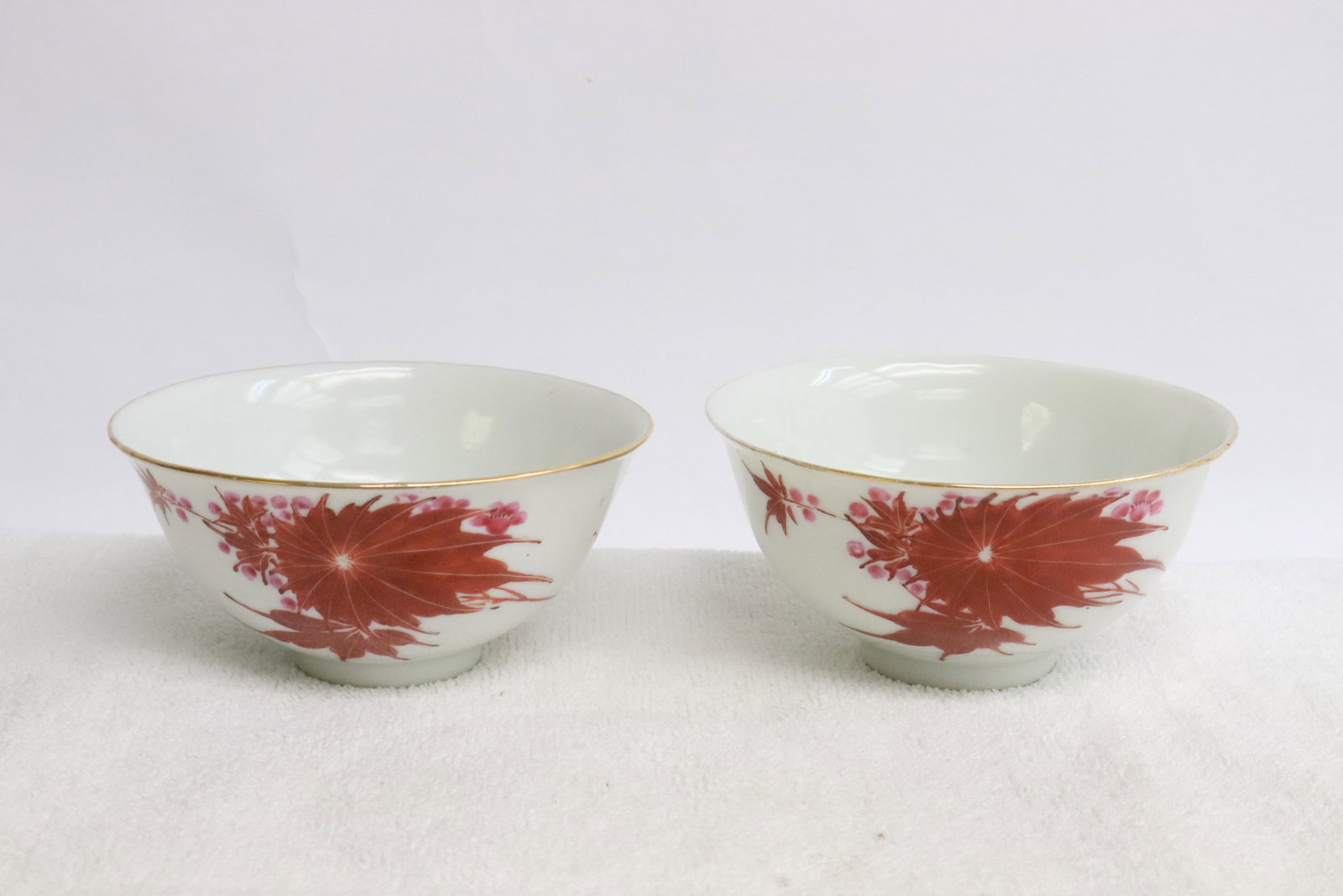 Pair Chinese red and white porcelain bowls (1 of 6)