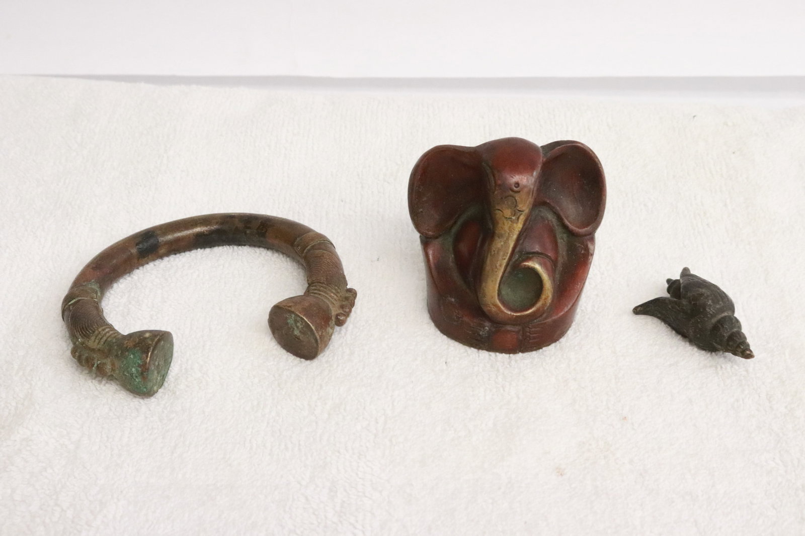3 pieces vintage bronze articles (1 of 9)
