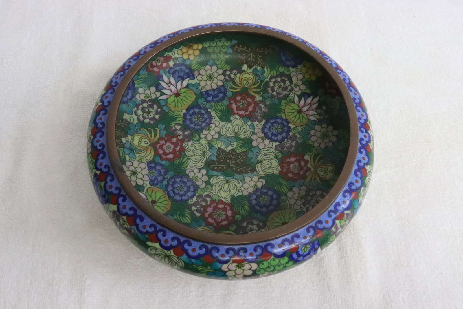 Chinese bronze based cloisonne brush wash: Chinese bronze based cloisonne brush wash, 2.6"x8"dia