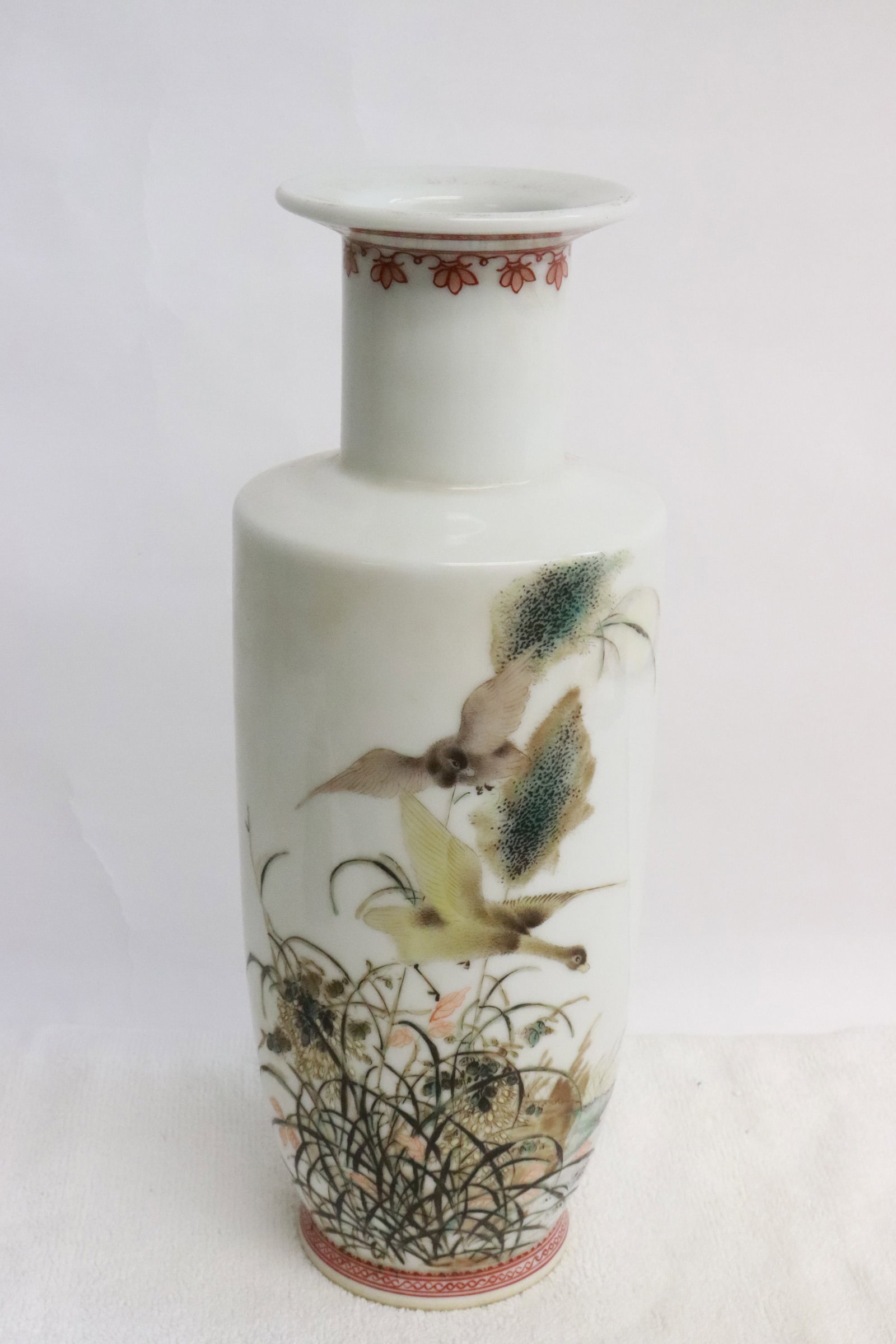 Beautiful famille rose porcelain straight vase: Beautiful famille rose porcelain straight vase, 10.75"x4.15"dia
