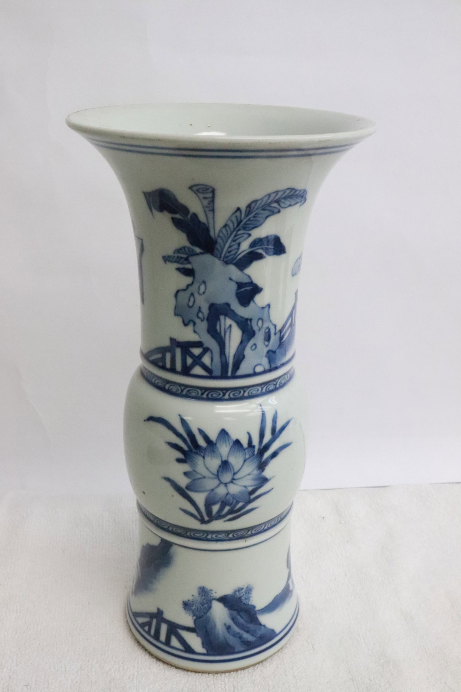 Chinese blue and white porcelain straight vase (1 of 8)