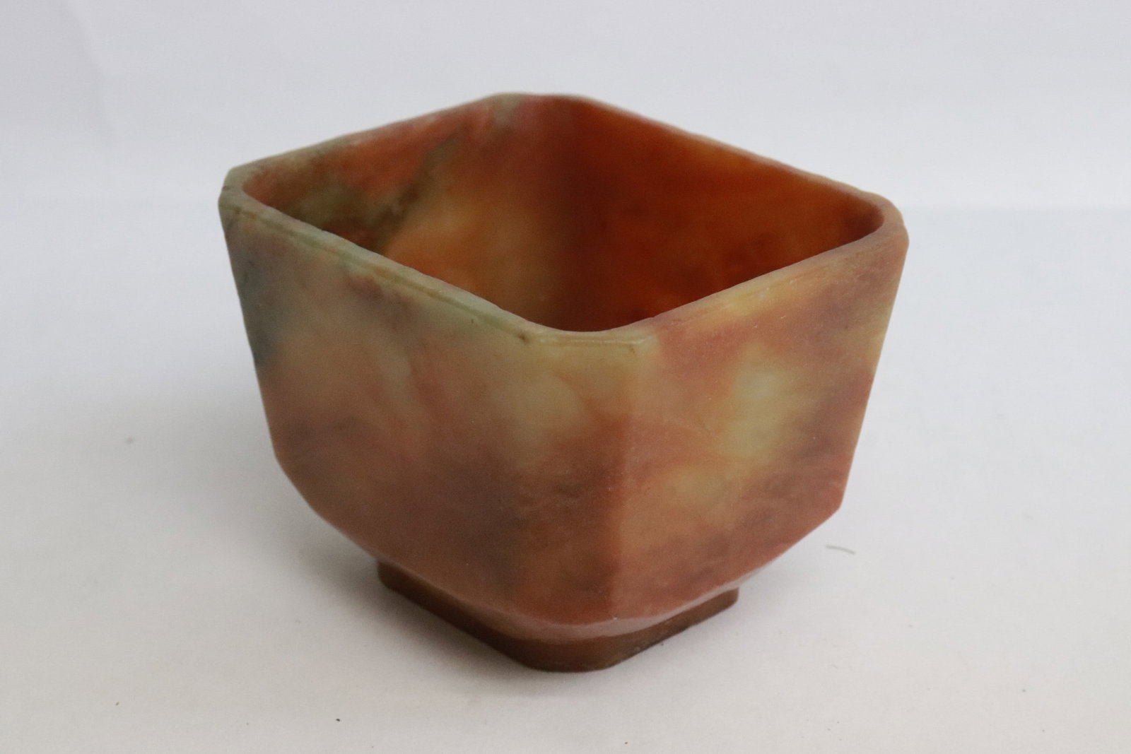 An agate carved cup - 2