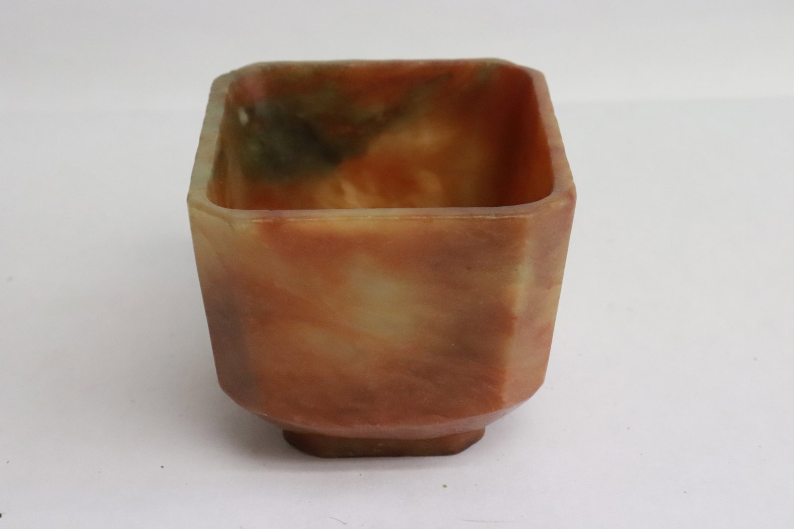 An agate carved cup - 3
